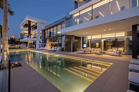 fendi casa villas for sale uae|Ultra Luxurious Sky Villa .